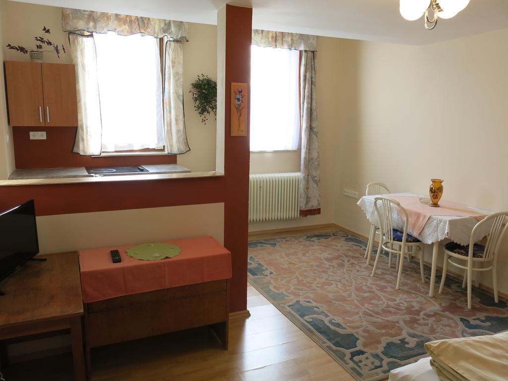 Apartmany Sedmikraska Tehovec Eksteriør billede